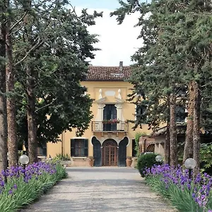 https://attico-con-terrazza-villa-marianna.hotelinveneto.com