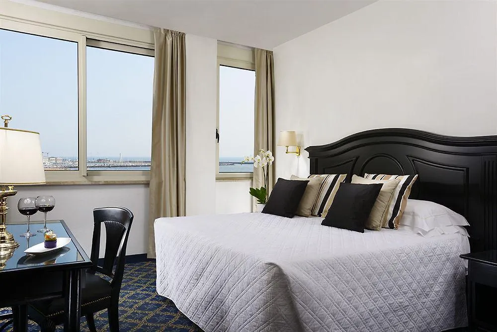 ****  Hotel President Viareggio Italy